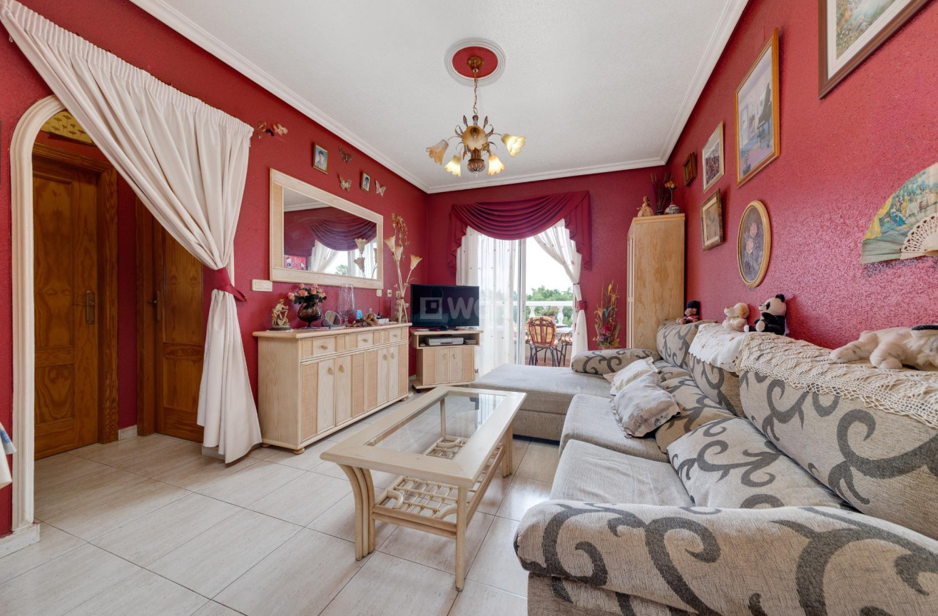 Reventa - Bungalow - Torrevieja - Aguas Nuevas 2