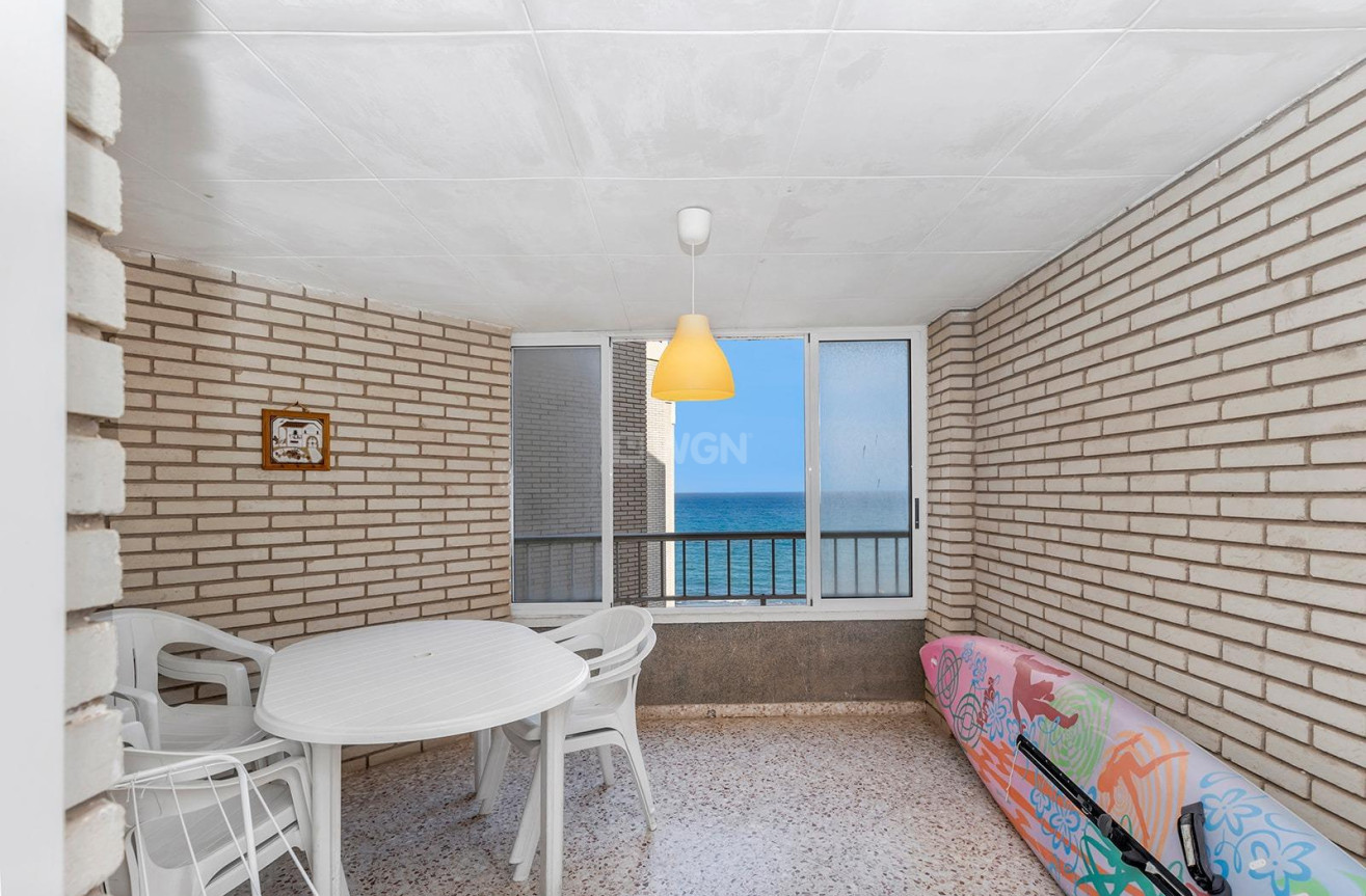 Resale - Apartment / flat - Torrevieja - Playa de los Locos