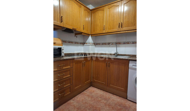 Resale - Apartment / flat - Torrevieja - Costa Blanca