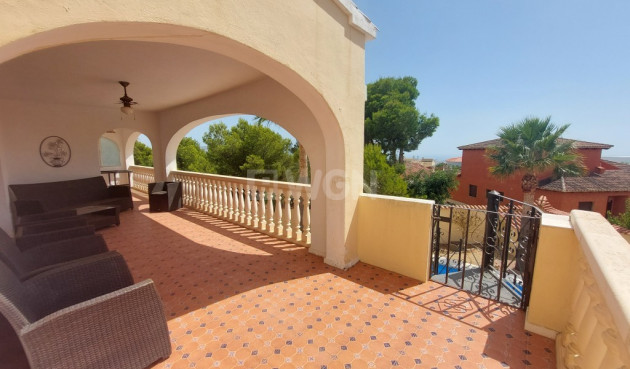 Resale - Villa - La Nucía - Costa Blanca