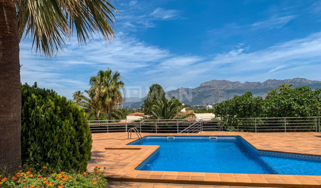 Odsprzedaż - Villa - Albir - Costa Blanca