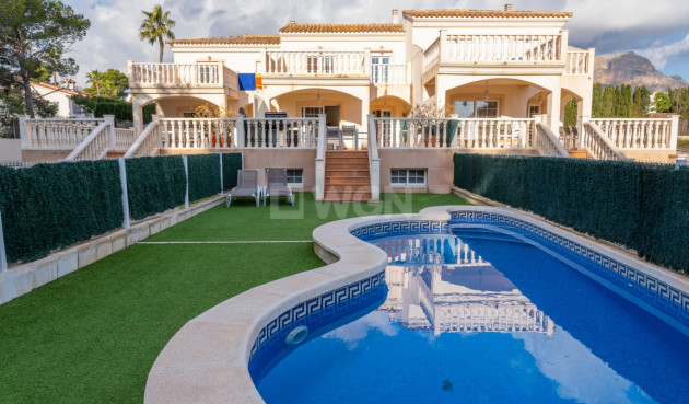 Odsprzedaż - Villa - La Nucía - Costa Blanca