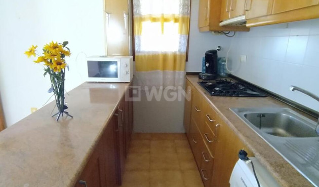 Resale - Apartment / flat - Torrevieja - La Mata