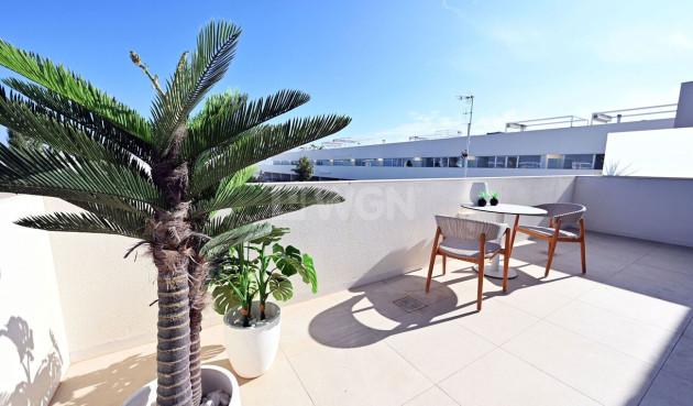 Resale - Apartment / flat - Los Balcones - Costa Blanca