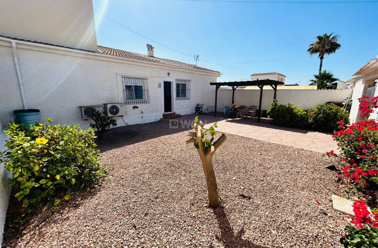 Odsprzedaż - Villa - Torrevieja - Costa Blanca