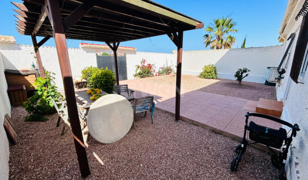 Resale - Villa - Torrevieja - Costa Blanca