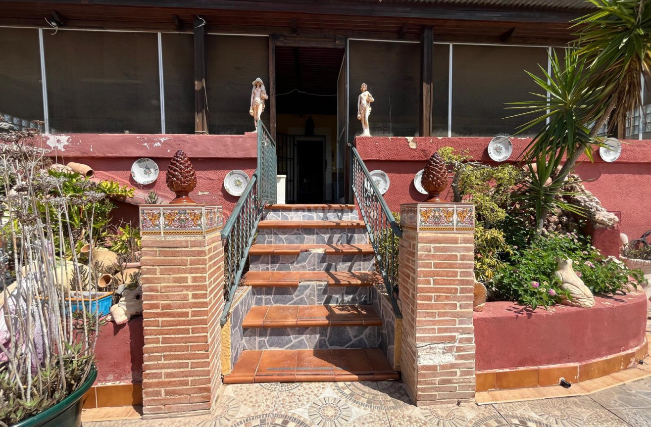 Resale - Villa - Dolores - Camino De La Cebada