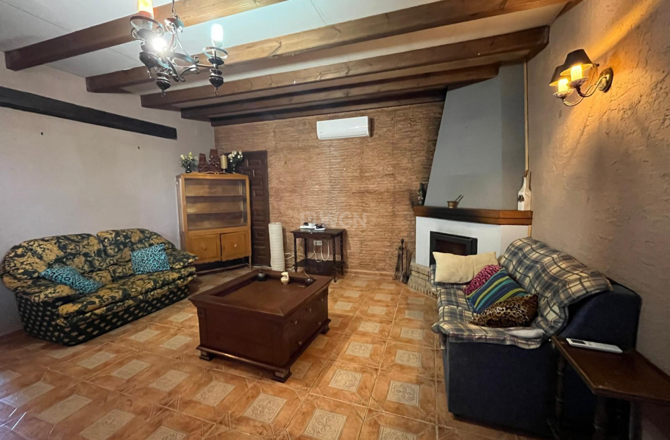 Resale - Villa - Dolores - Camino De La Cebada