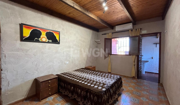 Resale - Villa - Dolores - Camino De La Cebada