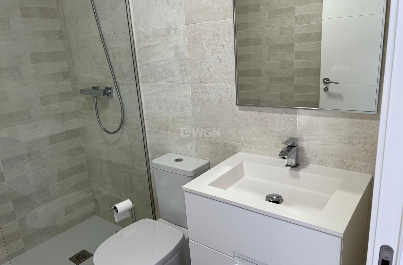 Reventa - Apartamento / piso - Orihuela - Inland