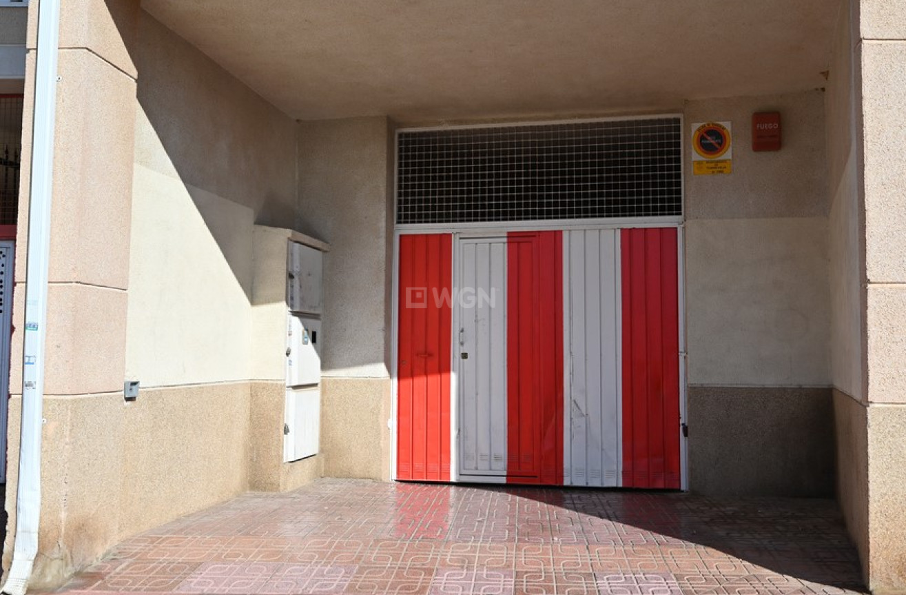 Reventa - Parking - Torrevieja - Costa Blanca