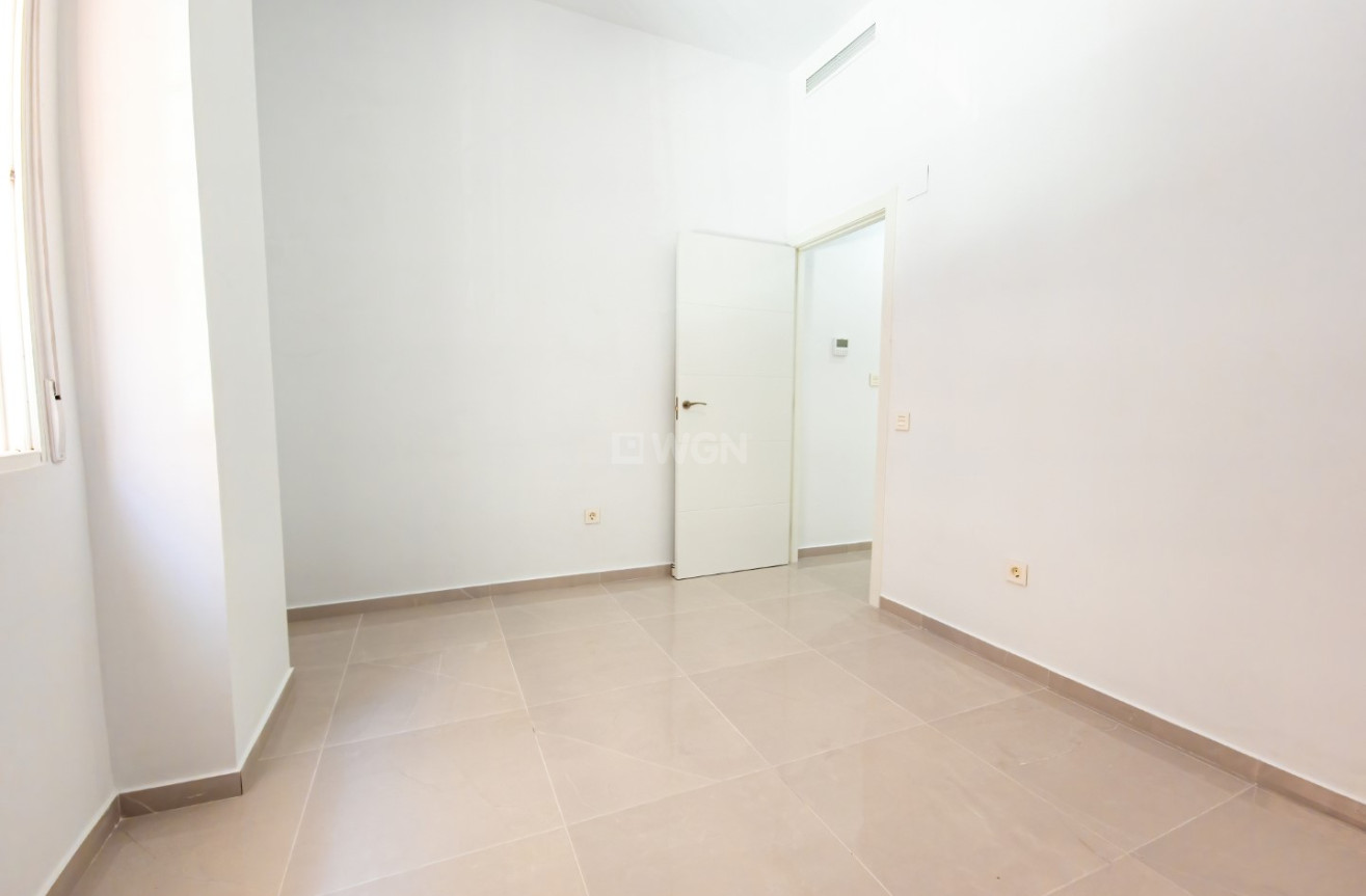 Reventa - Apartamento / piso - Torrevieja - Costa Blanca