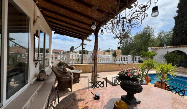 Resale - Villa - Los Balcones - Costa Blanca