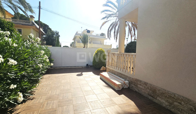 Resale - Villa - Cabo Roig - Costa Blanca