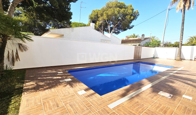 Odsprzedaż - Villa - Cabo Roig - Costa Blanca