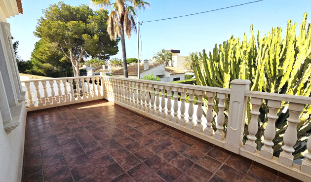 Odsprzedaż - Villa - Cabo Roig - Costa Blanca