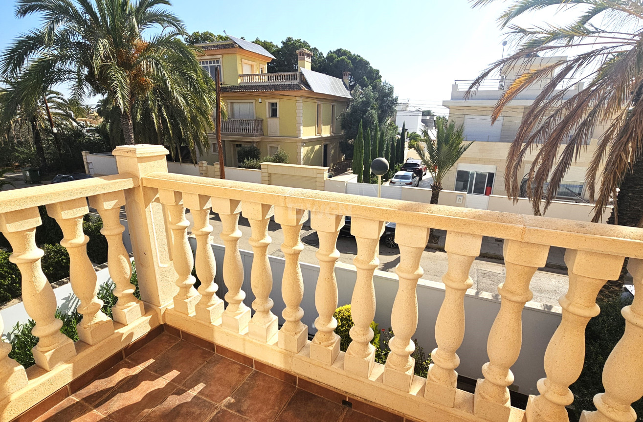 Resale - Villa - Cabo Roig - Costa Blanca