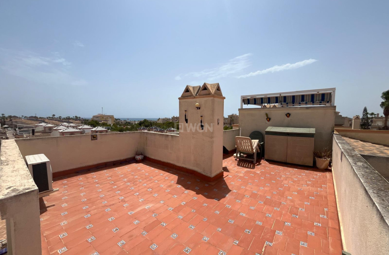 Resale - Bungalow - Orihuela Costa - Punta Prima