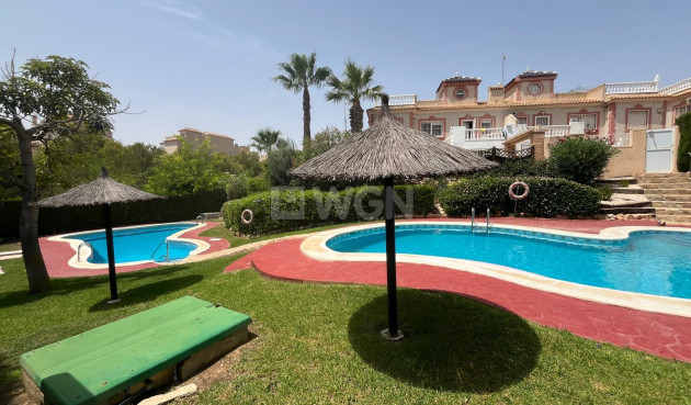 Resale - Bungalow - Orihuela Costa - Punta Prima