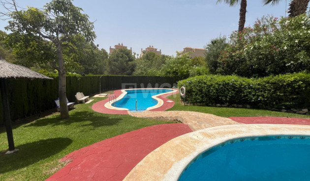 Resale - Bungalow - Orihuela Costa - Punta Prima