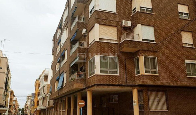 Resale - Apartment / flat - Torrevieja - DOWNTOWN