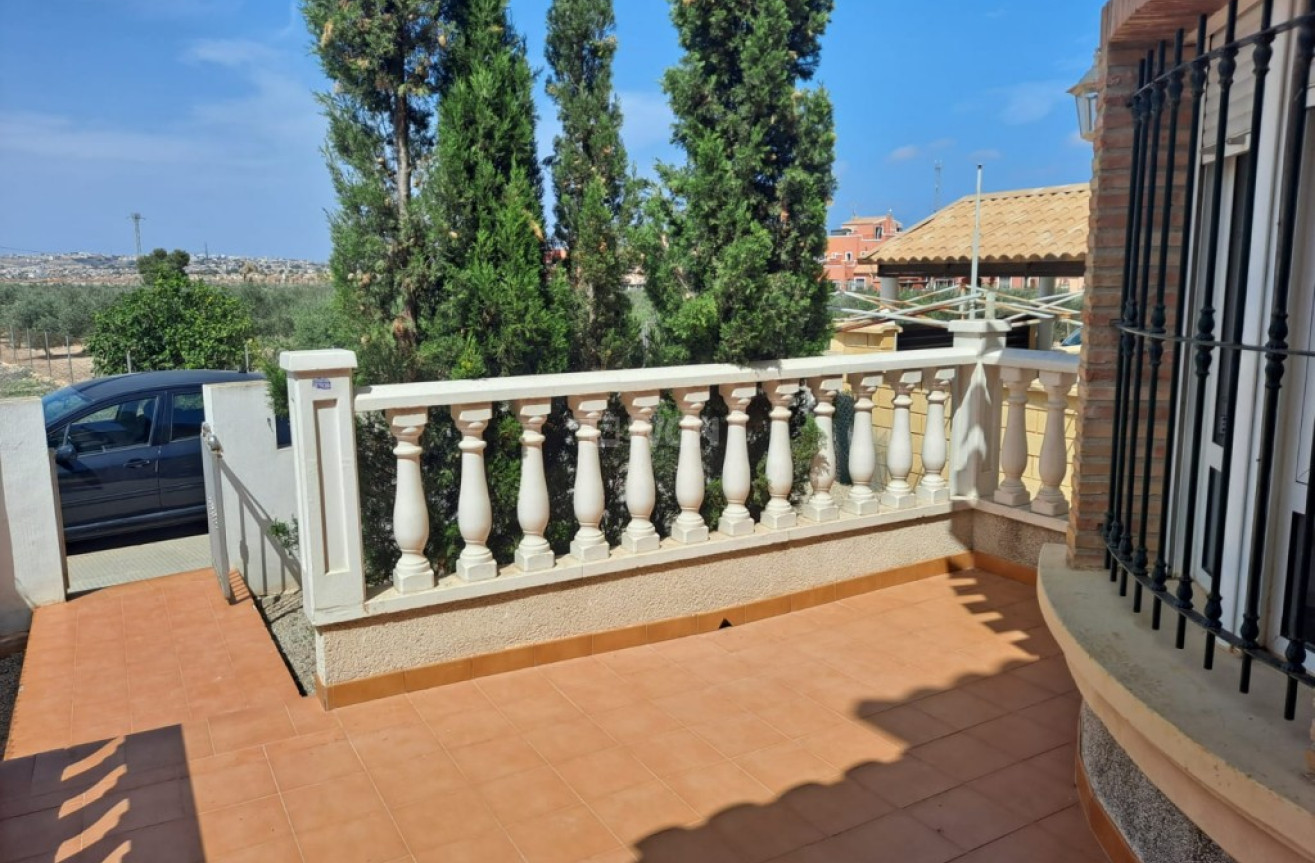 Odsprzedaż - Villa - Los Montesinos - Costa Blanca