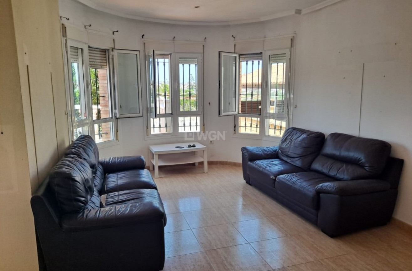 Reventa - Villa - Los Montesinos - Costa Blanca