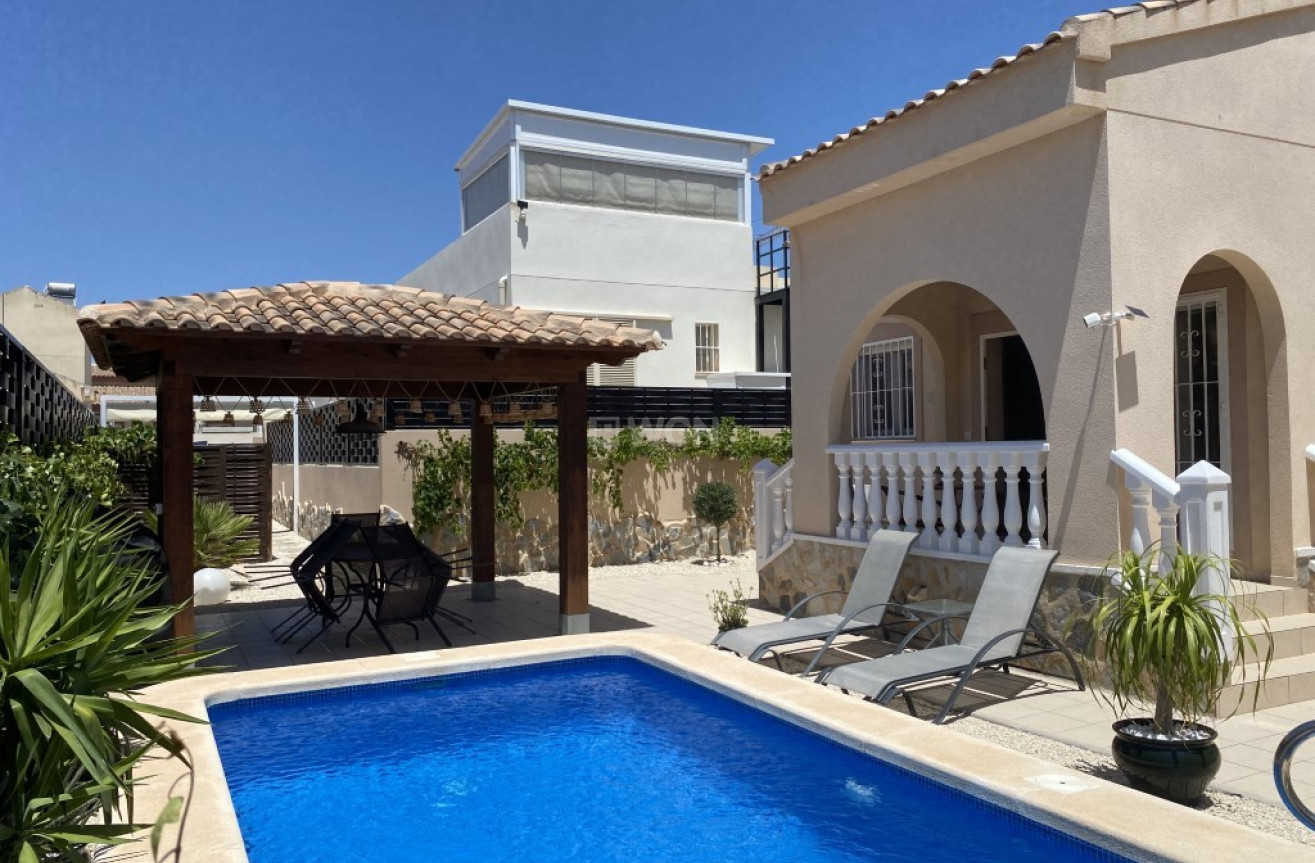 Odsprzedaż - Villa - Ciudad Quesada - Costa Blanca