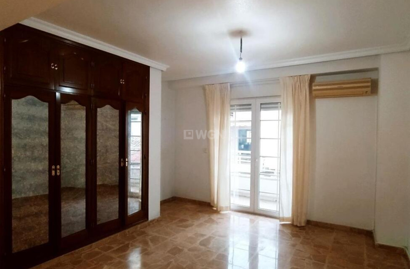 Resale - Apartment / flat - Torrevieja - DOWNTOWN