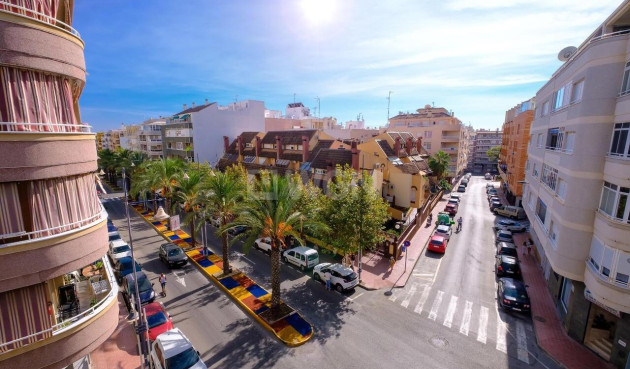 Reventa - Apartamento / piso - Torrevieja - Costa Blanca