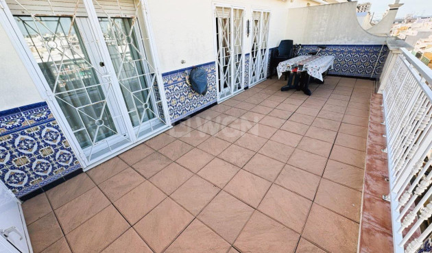 Resale - Apartment / flat - Torrevieja - Costa Blanca