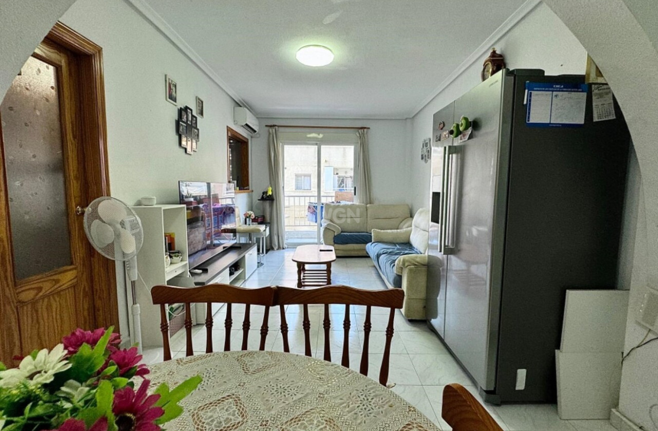 Resale - Apartment / flat - Torrevieja - Costa Blanca