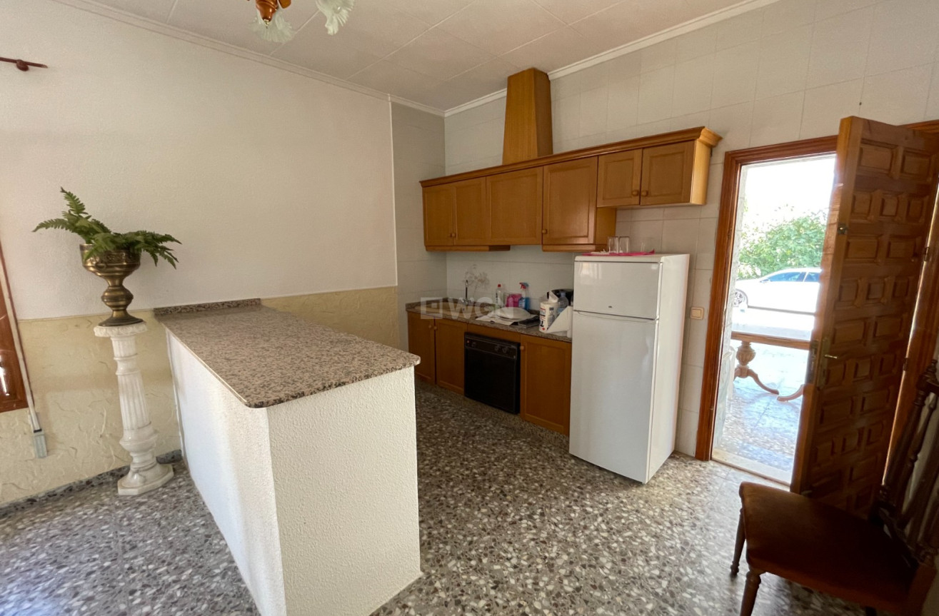 Resale - Villa - Redován - Inland