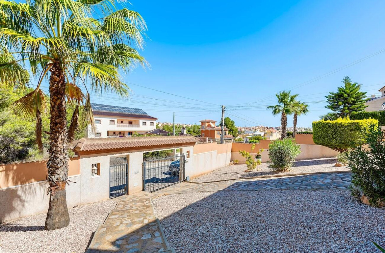 Resale - Villa - Orihuela Costa - Las Filipinas