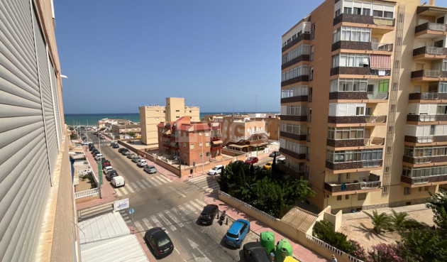 Odsprzedaż - Mieszkanie w bloku - Torrevieja - La Mata