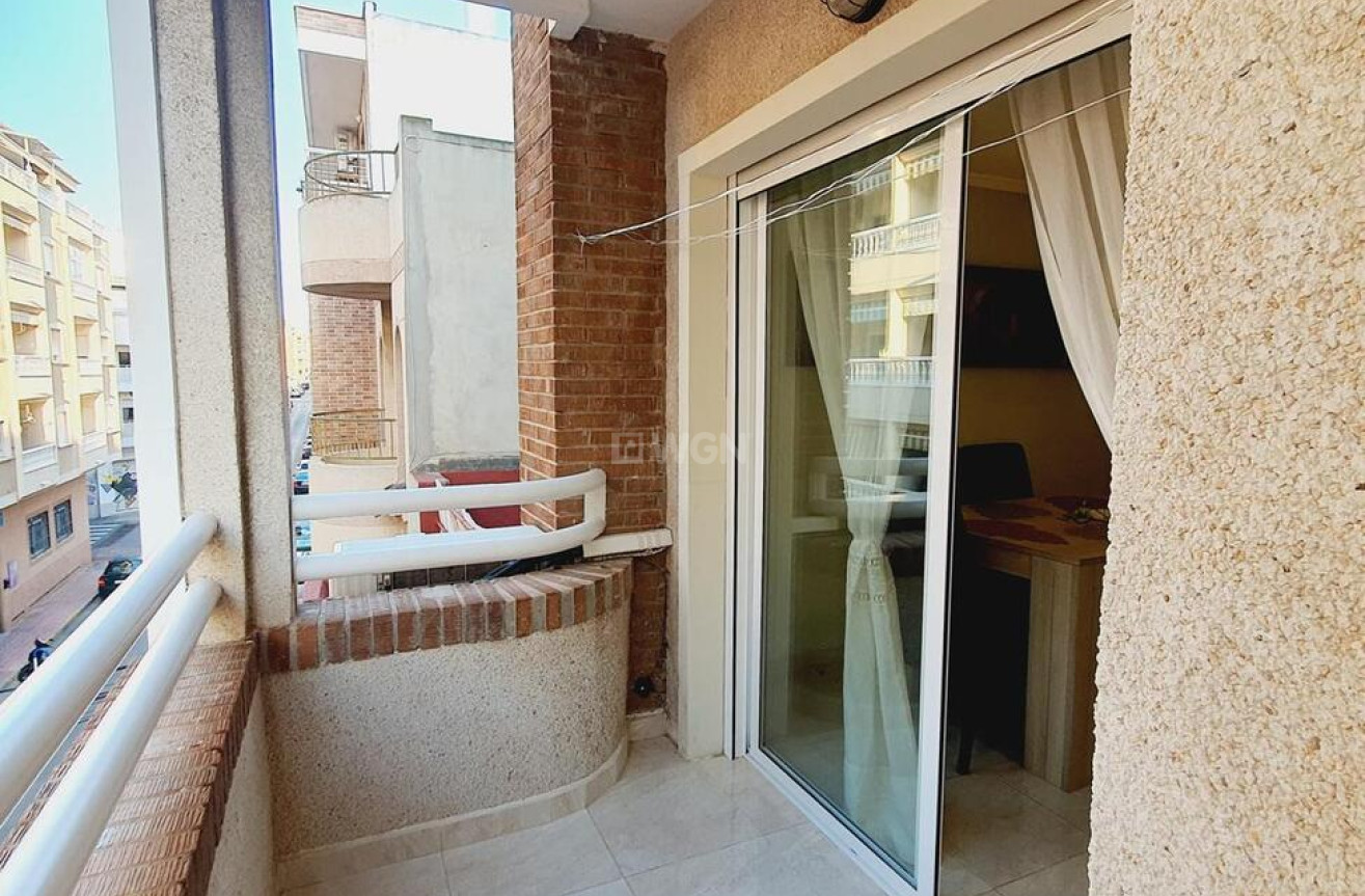 Reventa - Apartamento / piso - Torrevieja - DOWNTOWN