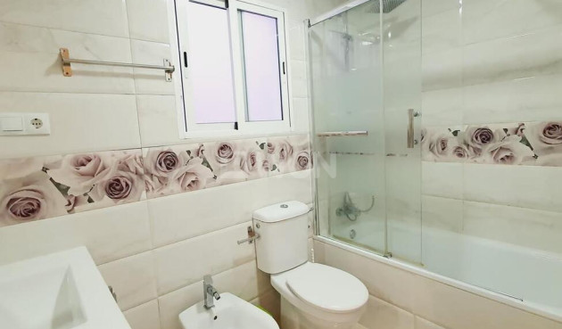 Reventa - Apartamento / piso - Torrevieja - DOWNTOWN