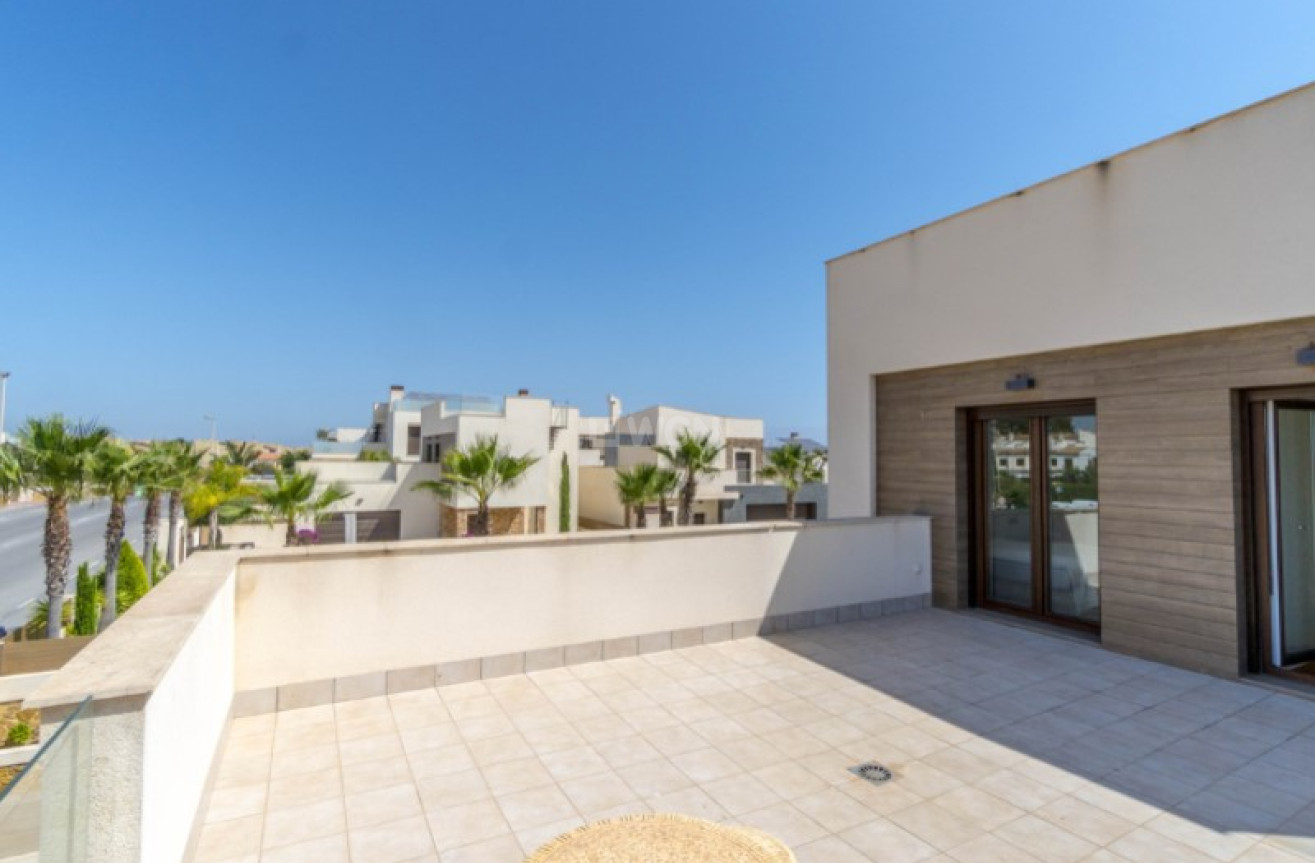 Resale - Villa - Torrevieja - Costa Blanca