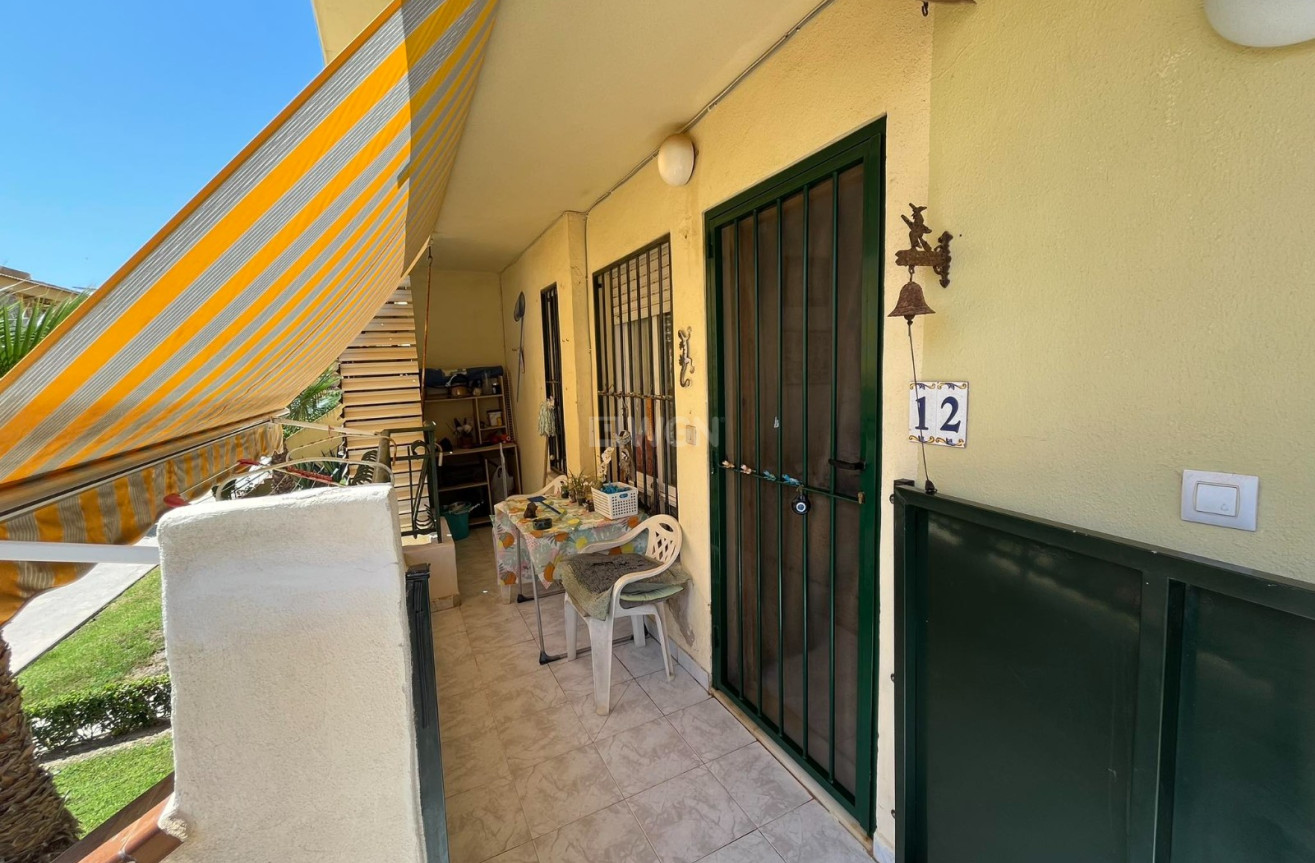 Resale - Apartment / flat - Torrevieja - Costa Blanca