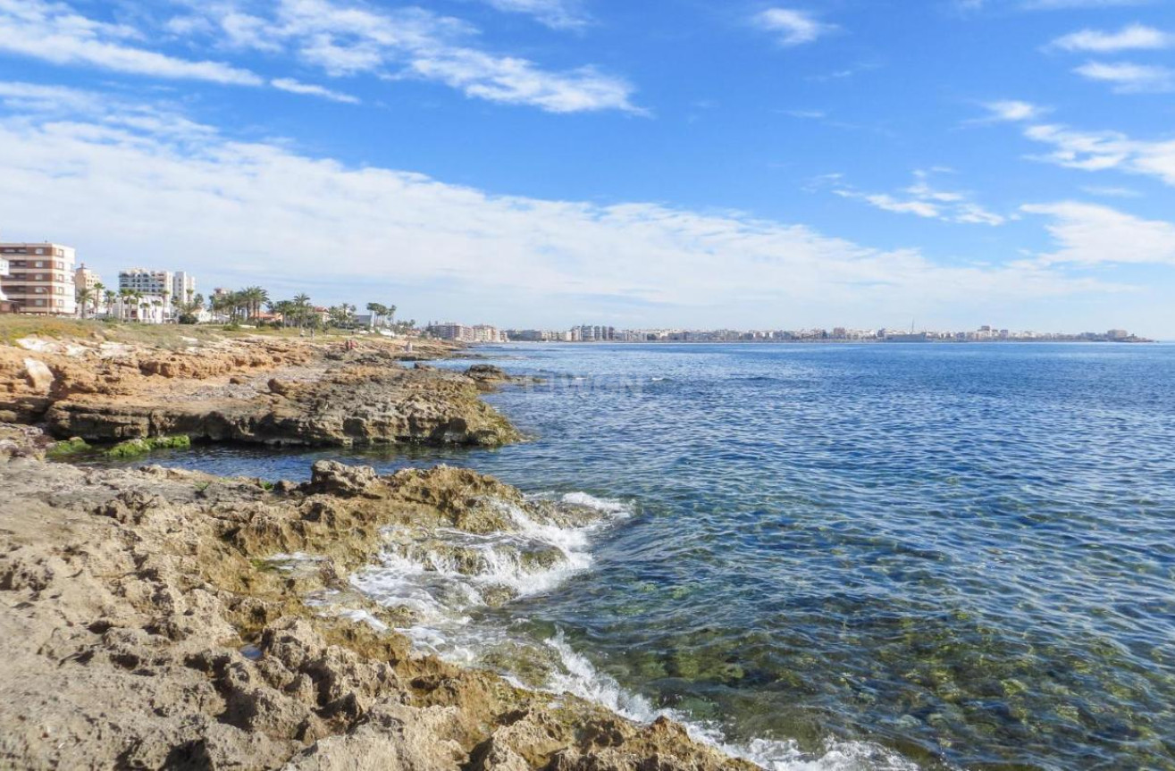 Resale - Apartment / flat - Torrevieja - Costa Blanca