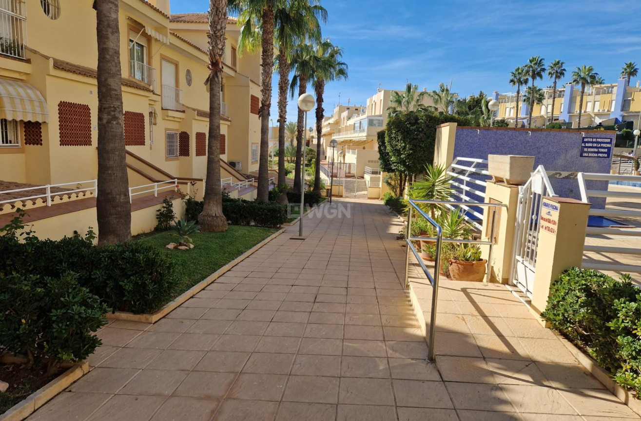 Odsprzedaż - Mieszkanie w bloku - Orihuela Costa - Costa Blanca