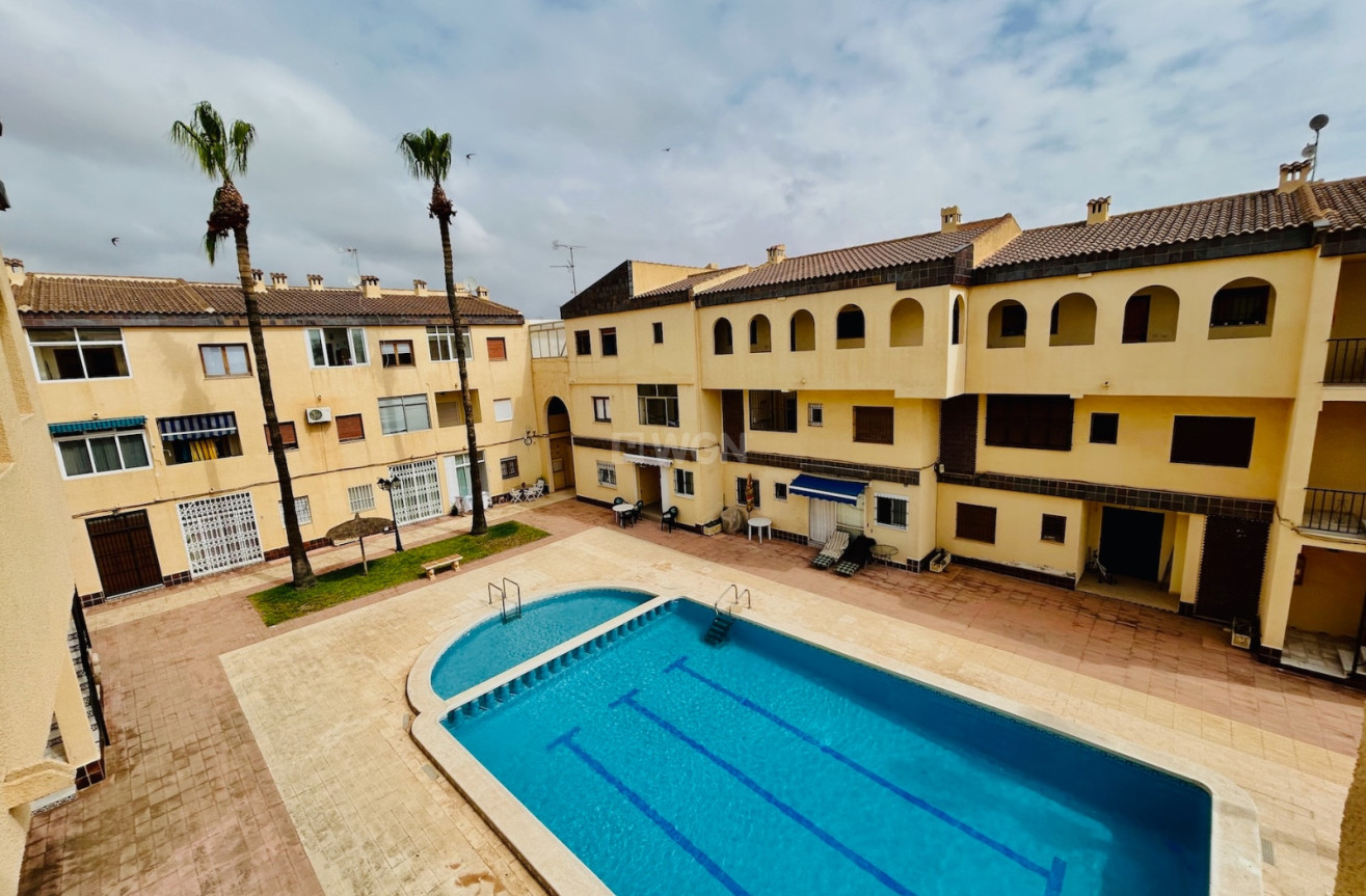 Resale - Apartment / flat - Torrevieja - Costa Blanca