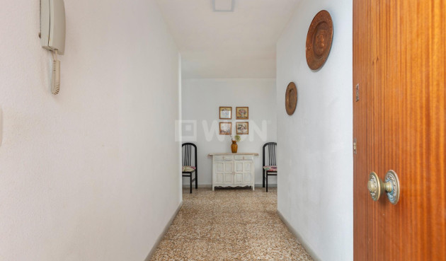 Resale - Apartment / flat - Torrevieja - Acequion