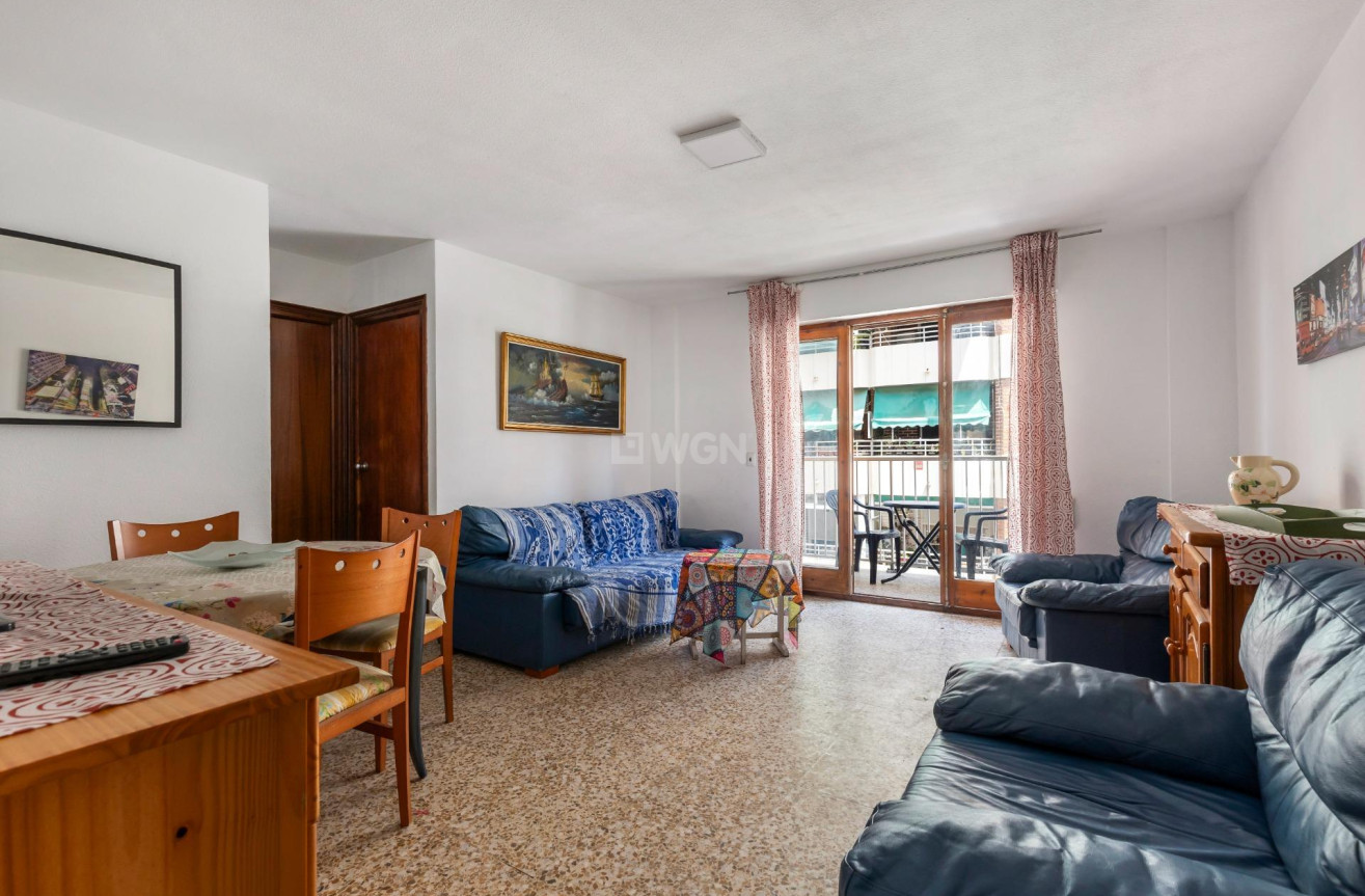 Resale - Apartment / flat - Torrevieja - Acequion