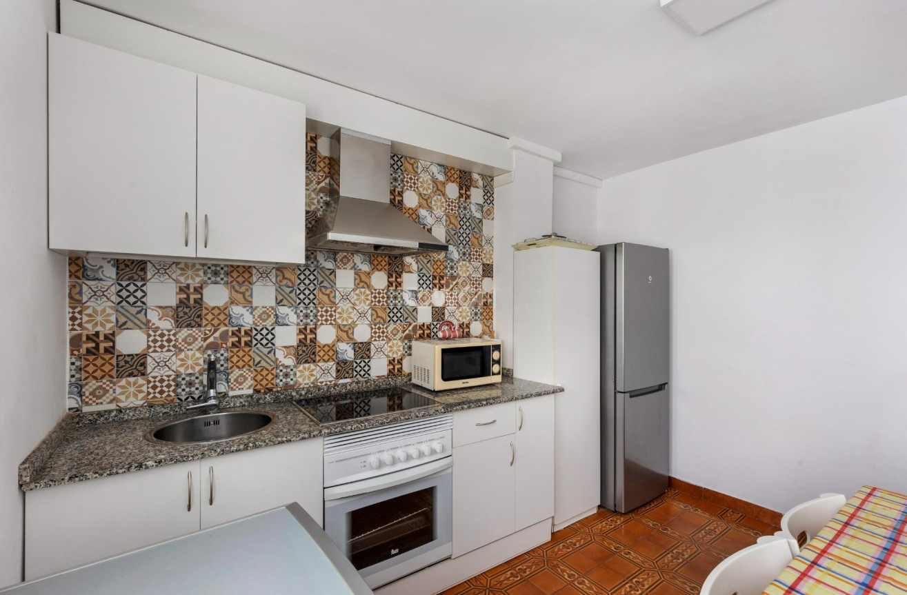 Resale - Apartment / flat - Torrevieja - Acequion