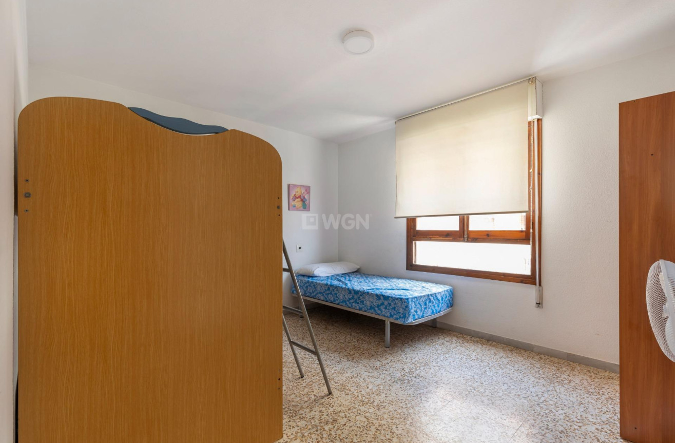 Resale - Apartment / flat - Torrevieja - Acequion