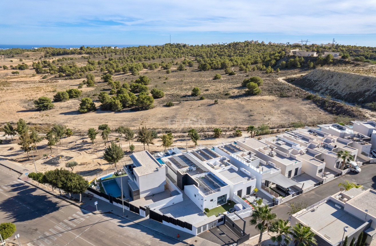 Resale - Villa - San Miguel de Salinas - Inland