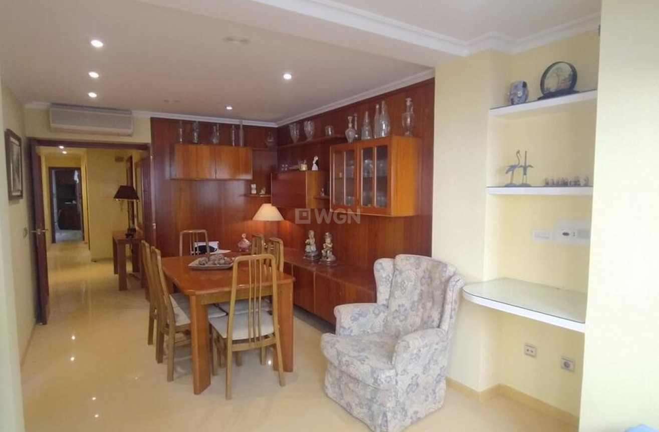 Resale - Apartment / flat - Torrevieja - PLAYA DEL CURA - CENTRO