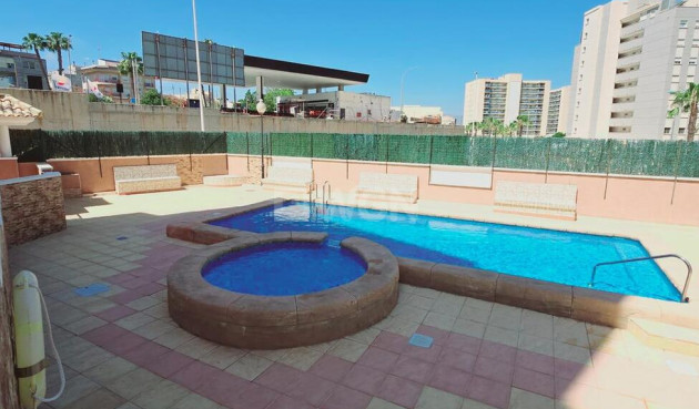 Resale - Apartment / flat - Guardamar del Segura - Puerto