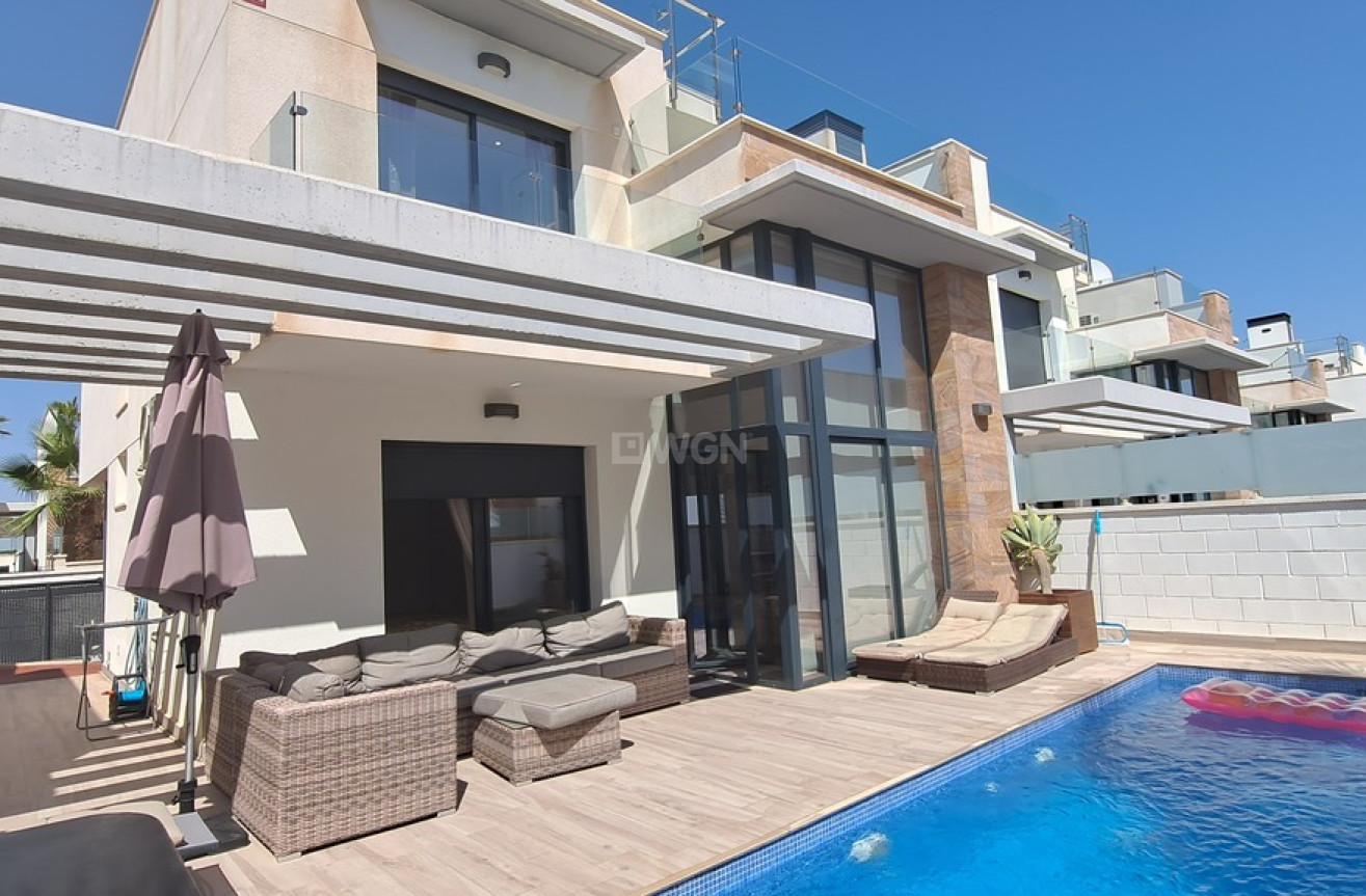 Reventa - Villa - Cabo Roig - Costa Blanca